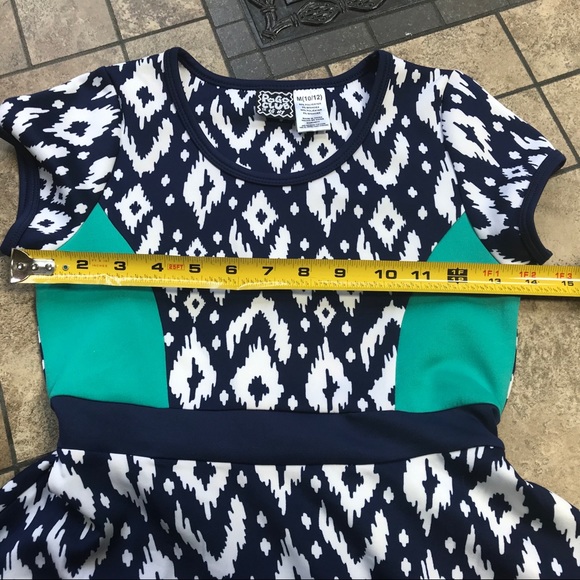 Pogo Club of NY Dress & Matching Wristlet - Picture 4 of 9